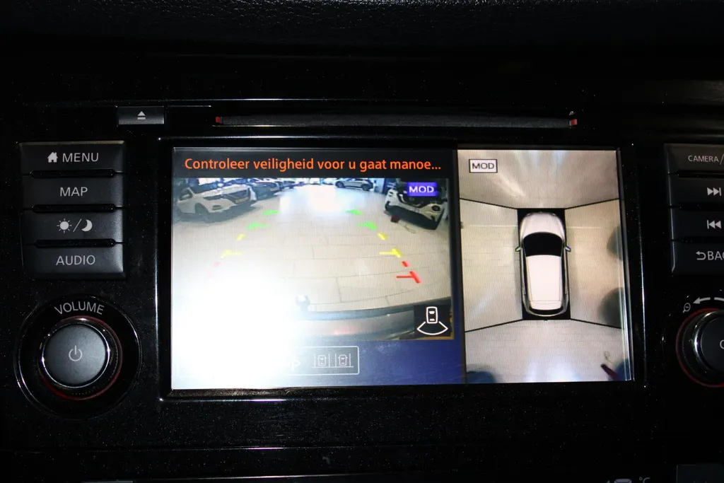 Nissan QASHQAI 1.3 DIG-T Tekna + | Bi-led verlichting | Afneembare trekhaak | Nappa lederen bekleding | Stoel geheugen | 360grd camera | Automaat | 1500kg trekgewicht | Pro-pilot |  Bose audio |