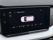 Škoda Octavia Combi 1.4 TSI iV PHEV 204pk DSG Business Edition Plus · Trekhaak · Head-Up Display · Stuur- & Stoelverwarming · Keyless · Apple/Android Car Play · Elek. Bestuurdersstoel + Geheugen ·