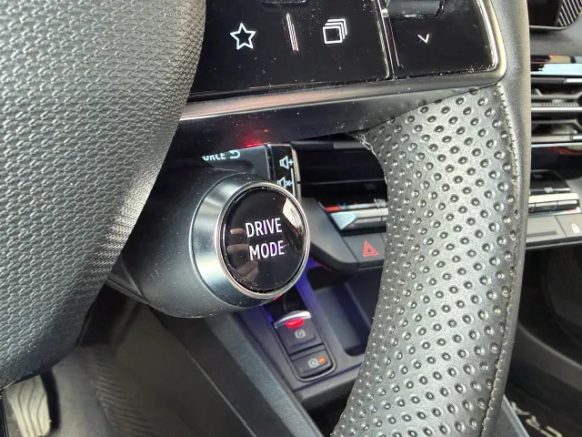 Nissan Micra 52 kWh Advance - Launch Edition | 416km WLTP | Navigatie | App Connect | Camera | ACC | Blind Spot