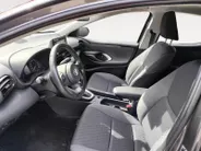 Toyota Yaris 1.5 Hybrid Active |Super complete en zuinig! NU incl. GRATIS AFLEVER PREMIUMPAKKET! Incl. 12 maanden GARANTIE! RIJKLAARPRIJS!!