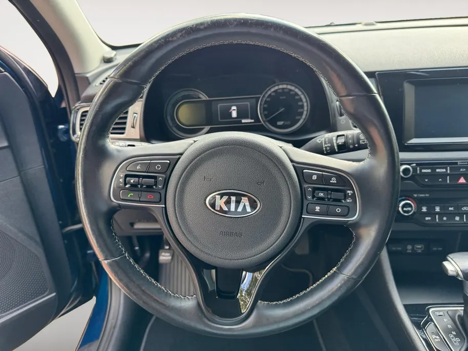 Kia Niro 1.6 GDi Hybrid BusinessLine | Airco | Navi | Camera | Trekhaak | Leder | Stoelverwarming| Stuurverwarming |