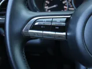 Mazda CX-30 2.0 e-SkyActiv-X M Hybrid Homura | Stoel-/stuurverwarming | Camera | 18' LM | LED | HUD | Dodehoek detectie | Elek. achterklep | Cruise adapt. |