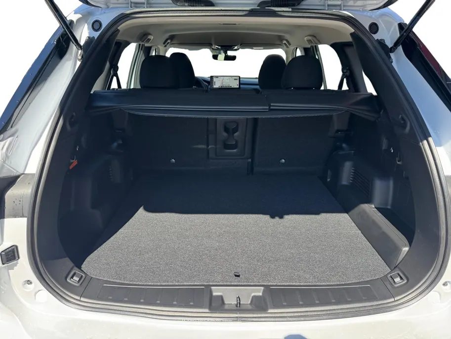 Mitsubishi Outlander 2.4 PHEV Pure | 5.000 Euro korting | Navigatie | Adaptieve cruise control | Dode hoeksensor | PDC V+A | 8 jaar garantie |