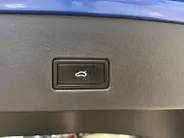 Volkswagen T-Roc 1.5 TSI | SPORT | AUTOMAAT | PANODAK | TREKHAAK |