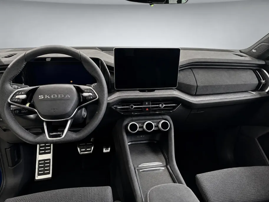 Škoda Kodiaq Sportline Business 1.5 TSI PHEV 150kW/204PK SUV | Comfort Pakket |  panoramisch schuif-/kanteldak | Trekhaak wegklapbaar | Parkeer Pakket | 20'' inch velgen Rila aero | €2000,- euro inruilpremie