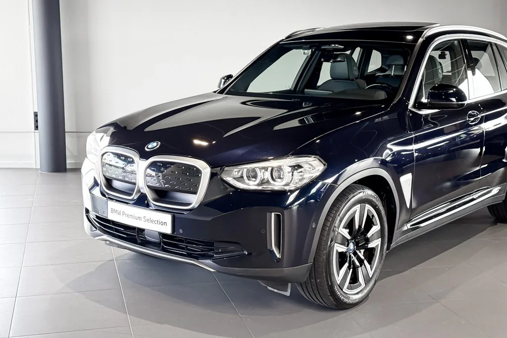 BMW iX3 Executive 80 kWh