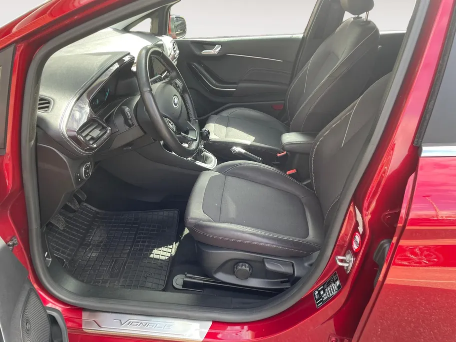 Ford Fiesta 1.0 EcoBoost Vignale 125PK | Adaptieve Cruise Control | B&O | Half leder | Camera | Keyless Entry | Privacy Glass | Winter Pack | Parkeersensoren | Navigatie | All weather banden
