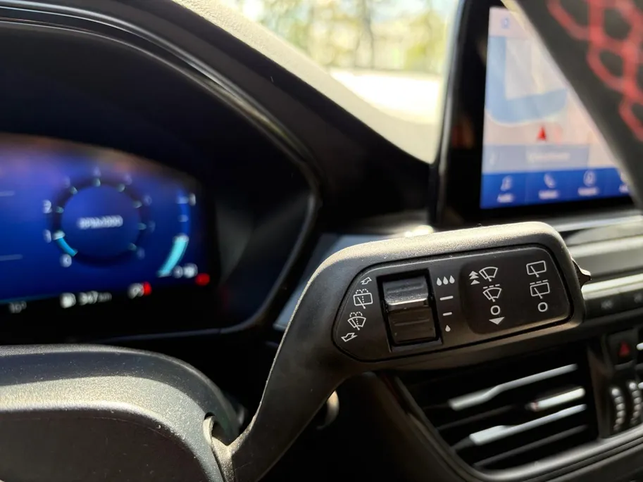 Ford Focus Wagon 1.0 EcoBoost Hybrid ST Line X Business 155PK | B&O | Winter Pack | Adaptieve Cruise Control | Camera | El. Achterklep | BLIS
