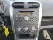 Suzuki Splash 1.0 Exclusive | Airco |Lichtmetalen velgen | Stoelverwarming | Radio / CD Speler