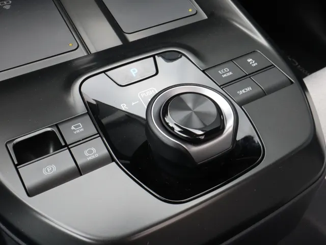 Toyota C-HR+ Executive AWD 77 kWh | Executive Plus Pack |