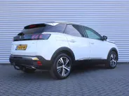 Peugeot 3008 1.2 PureTech GT | Trekhaak | Stoelverwarming | Cruise adapt. | Camera | Dodehoek detectie | 18' LM | Navi | Clima |