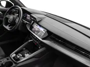 Audi A3 Sportback 35 TFSI 150pk S-tronic S edition · Apple/Android Car Play · Navigatie · Elek. Achterklep · P-Sensoren · Cruise Control · Zwart Optiek · 19'' Inch ·