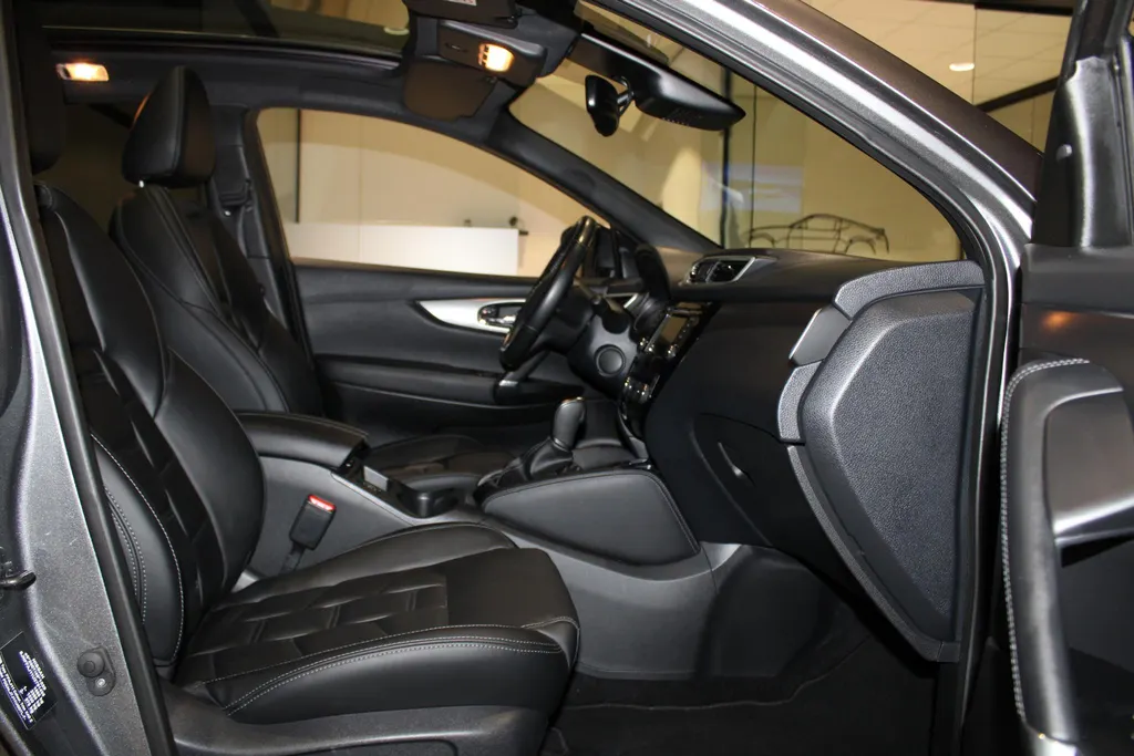 Nissan QASHQAI 1.3 DIG-T Tekna + | Bi-led verlichting | Afneembare trekhaak | Nappa lederen bekleding | Stoel geheugen | 360grd camera | Automaat | 1500kg trekgewicht | Pro-pilot |  Bose audio |