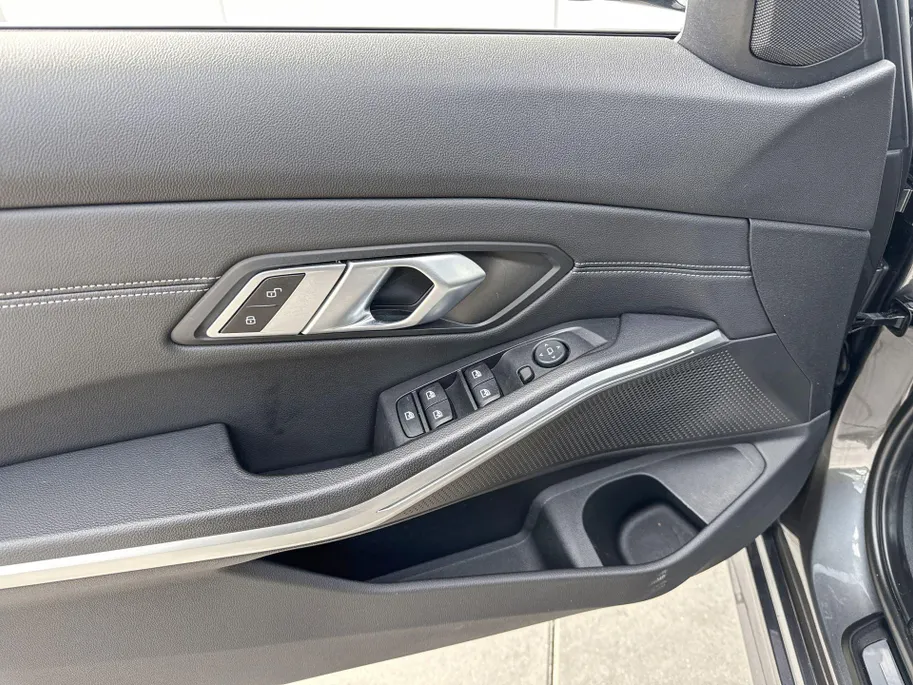 BMW 3 Serie Sedan 318i