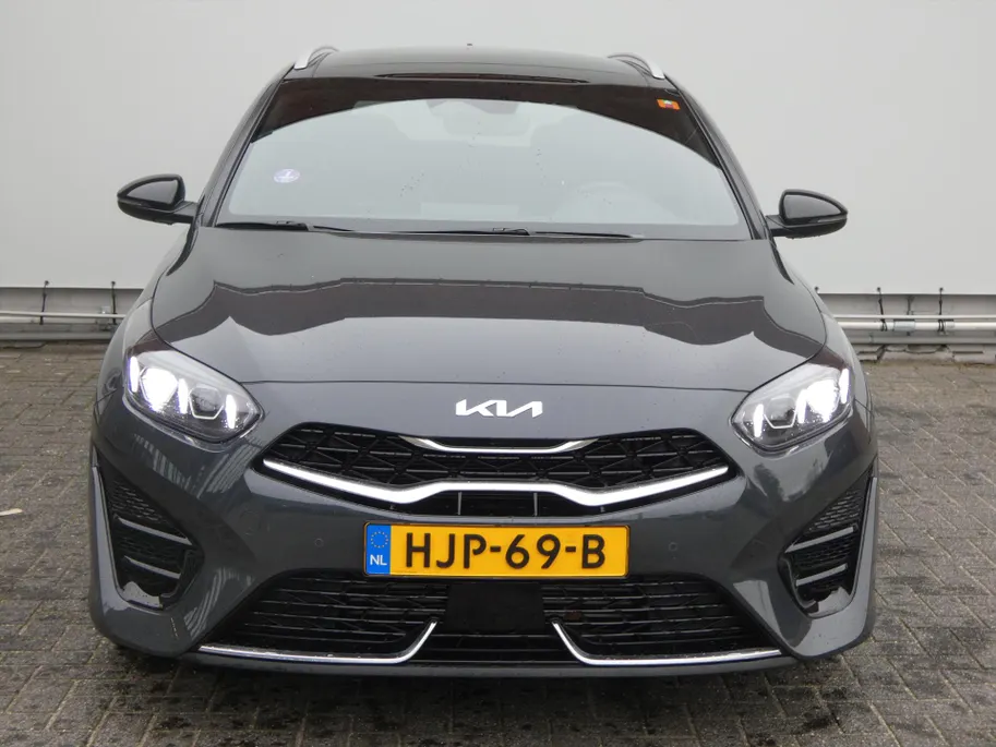 Kia Ceed Sportswagon Sw 1.5 T-GDi 140pk GT-PlusLine | Uniek! | Schuif/Kanteldak | Stoel/Stuurwielverwarming | JBL | Memory |