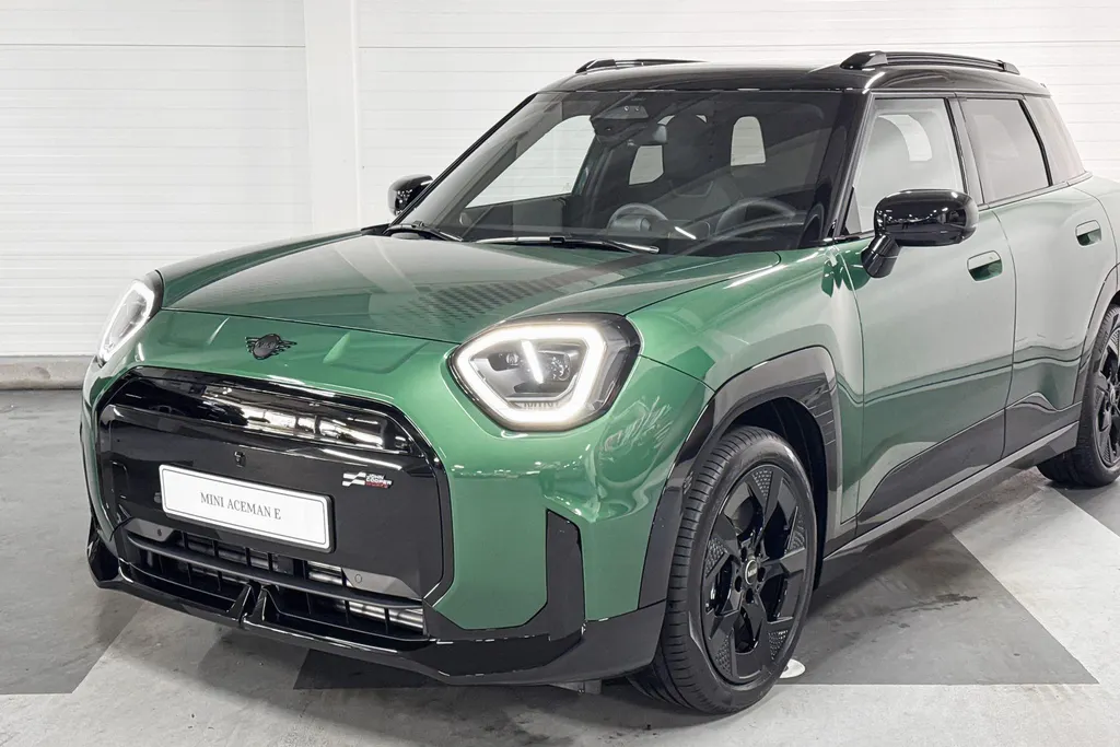 MINI Aceman E John Cooper Works L