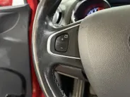 Renault Clio 90PK TCe Intens | 1e eigenaar | Camera | Parkeersensoren | Climate Control | Lichtmetalen Velgen | Full LED | Half Leder | Bluetooth |
