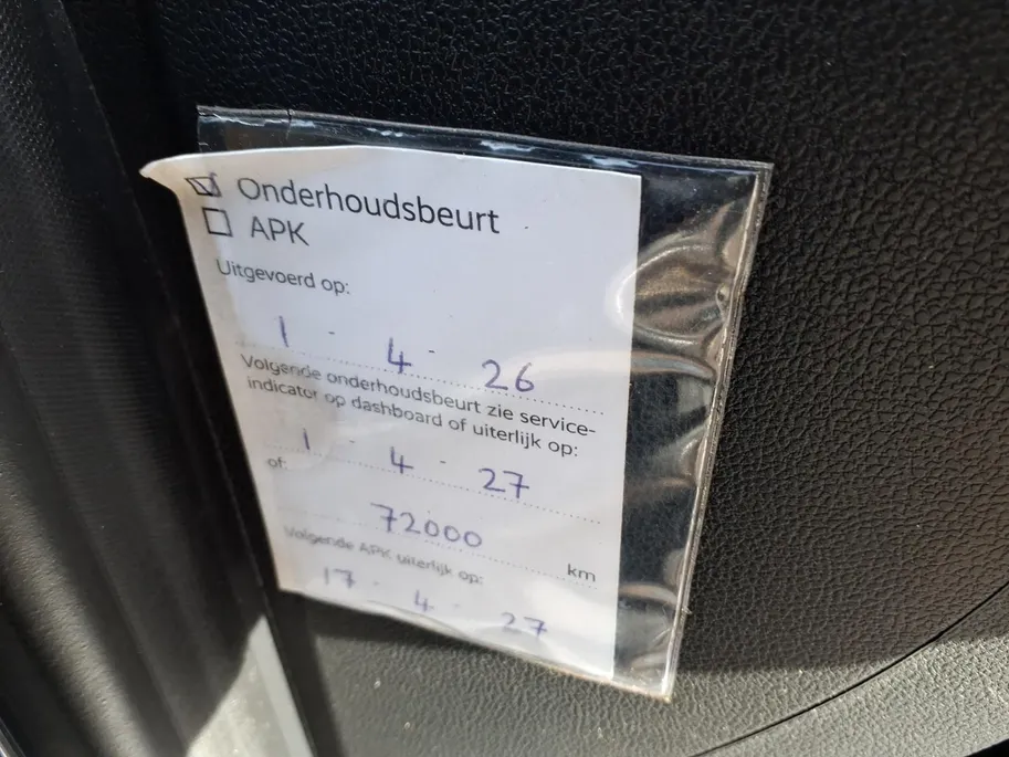 Renault Captur 0.9 TCe Limited Airco | Naviagtie | Trekhaak | Dealeronderhouden | 1 jaar garantie