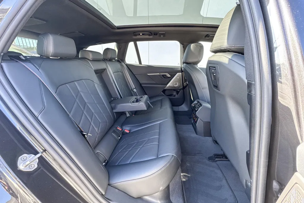 BMW i5 Touring eDrive40 M Sport Edition