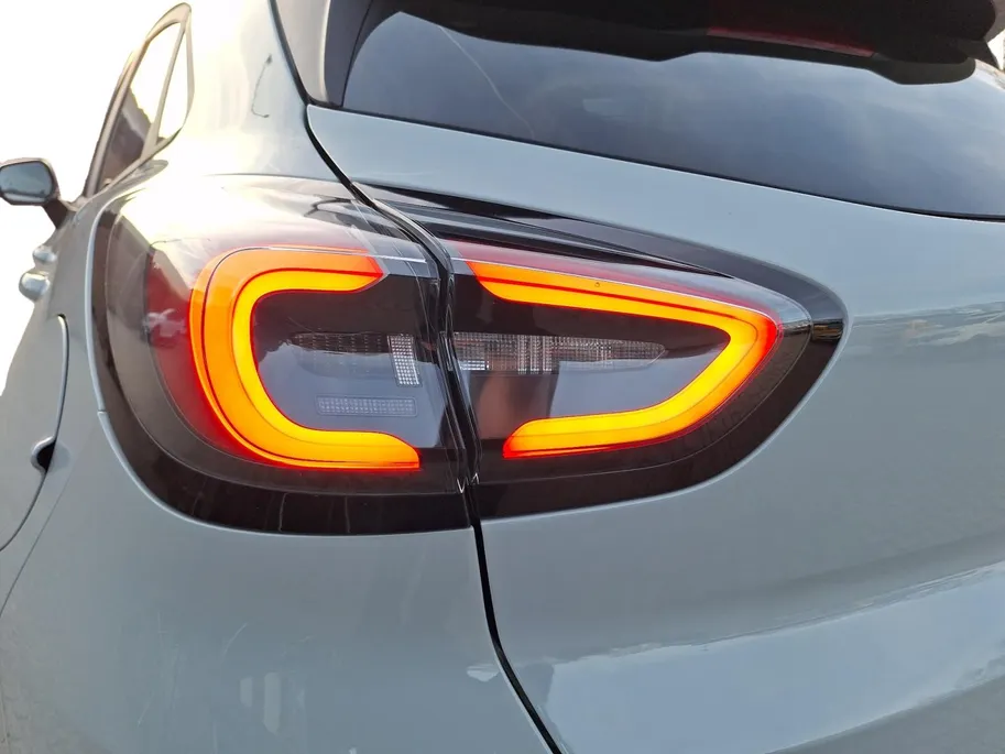 Ford Puma 1.0 EcoBoost Hybrid ST-Line X | !gratis automaat! | Winterpack | Driver assistancepack | 360Camera | Adaptive cruisecontrol |