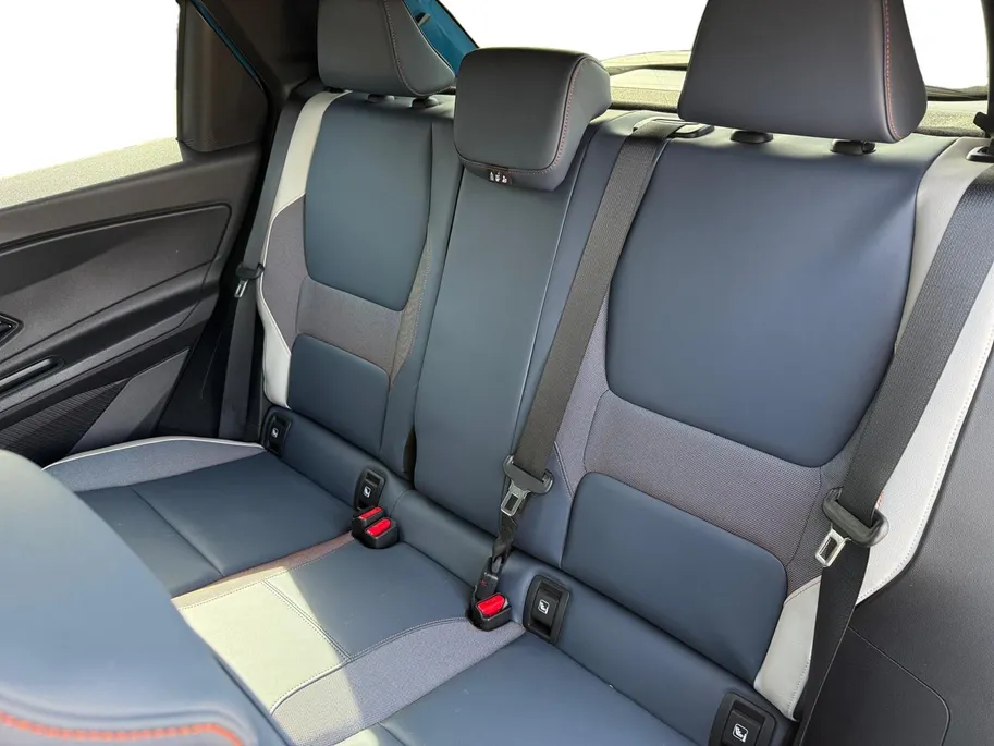 Nissan Micra EVOLVE 52 kWh *Navi+Camera*Winter Pack*Harman Kardon*Adapt. Cruise*Climate Control*FULL OPTION!