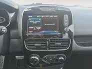 Renault Clio 1.6 Turbo R.S. Trophy 220PK| Automaat | Akrapovic  | Achteruitrijcamera | Bose Sound | Stoelverwarming | Lederen bekleding | 12 maanden garantie! |