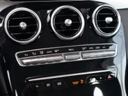 Mercedes-Benz GLC 200 Business Solution Limited l Trekhaak l Stoelverwarming l Achteruitrij camera