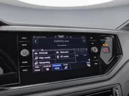 Volkswagen Taigo 1.0 TSI 110pk DSG R-Line · Camera · Apple/Android Car Play · Keyless · Navigatie · Stoelverwarming · 18'' Inch · Garantie t/m 20-12-2027 of 100.000km