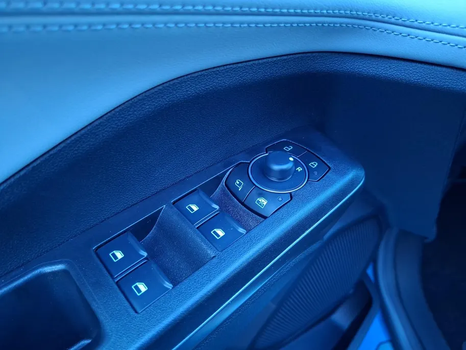 Ford Puma Gen-E Premium 44 kWh | Climate Control | Camera | Parkeersensoren | B&O Audio | Matrix Ledkoplampen | Halfleer bekleed | Apple Carplay&Android Auto | El. Achterklep | Navigatie |