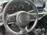 Suzuki Swift 1.2 Select Smart Hybrid | 16' lichtmetalen velgen | Apple CarPlay® & Android Auto™ | Stoelverwarming vóór | Adaptive Cruise Control (ACC) |