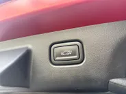 Hyundai Kona 1.6 GDI HEV Premium Sky | 1e Eigenaar | Panoramadak | Stoelkoeling/Verwarming | Elektr. Achterklep | Dodehoek detectie | 360 Camera | Fabrieksgarantie! |