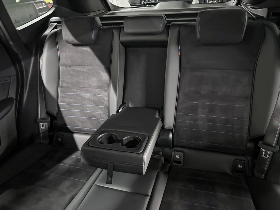 BMW iX1 xDrive30