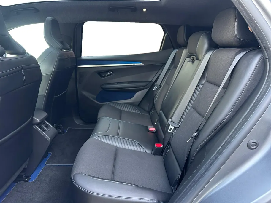 Renault Scénic E-Tech EV87 long range esprit Alpine | Automaat | Panoramadak | Harman Kardon | Stoel & Stuurverwarming | Automatische Kofferklep | Apple Carplay & Android Auto | Dodehoek Detectie | 12 Maanden BOVAG Garantie