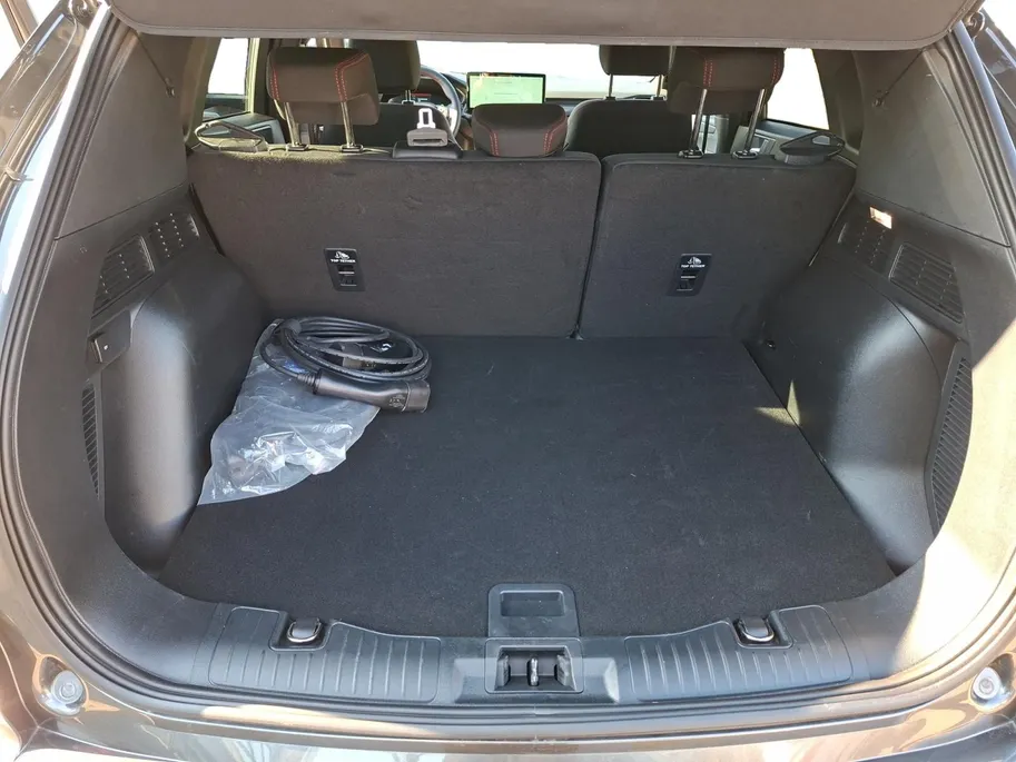 Ford Kuga 2.5 PHEV ST-Line | Winterpack | Driver assistance pack | NL auto