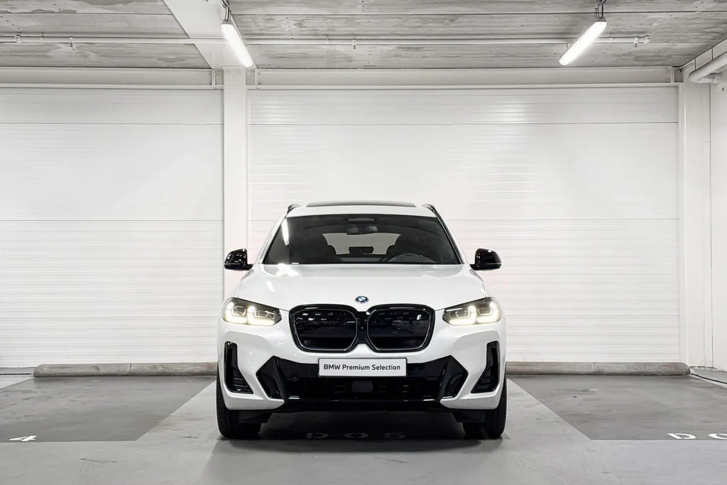 BMW iX3 High Executive