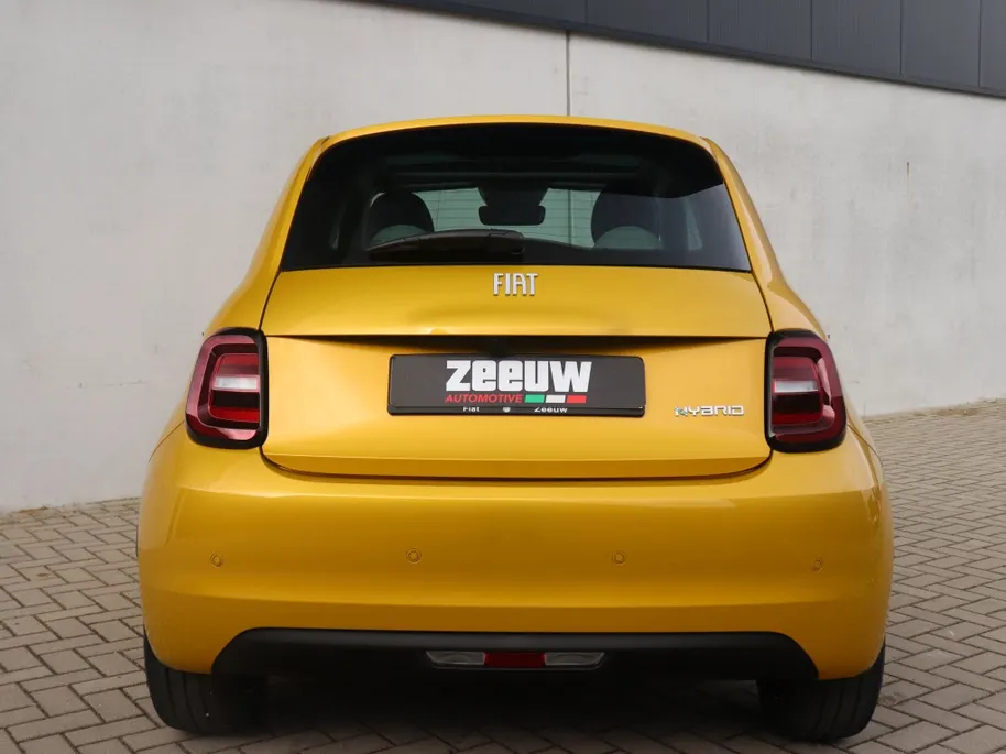 Fiat 500 1.0 Hybrid La Prima | Boek nu uw Proefrit