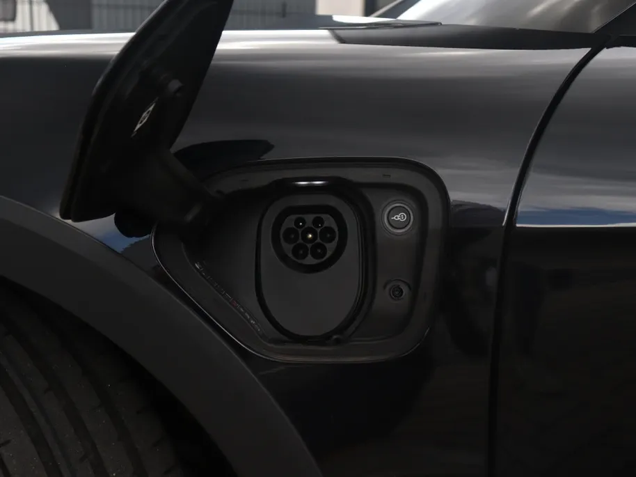Porsche Taycan Cross Turismo 4S 93 kWh | Pano | Luchtvering | Sport Chrono | HUD | 21' GTS