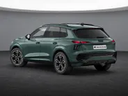 Audi Q3 e-hybrid S edition 272 PK · Glazen panoramadak · Trekhaak elek. wegklapbaar · Optiekpakket zwart