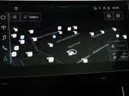 Audi e-tron 55 408pk Quattro S edition 95 kWh · SOH 95,6% · Panoramadak · 360 Camera · B&O Audio · Stoelverwarming · Luchtvering · 21'' Inch ·