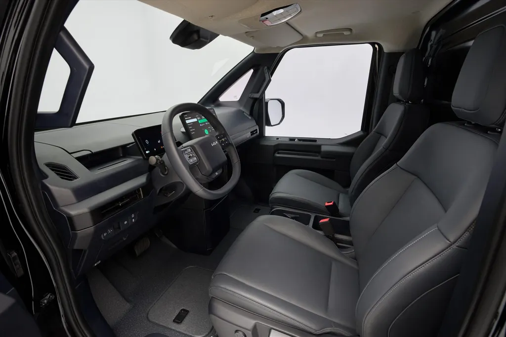 Kia PV5 Cargo 71,2 kWh 163pk L2H1 Essential | Metallic Lak