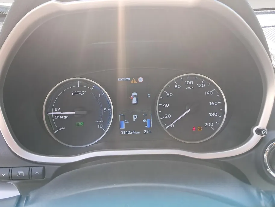 Mitsubishi Eclipse Cross 2.4 PHEV Intense+ | Navi | Stoelverwarming | Camera