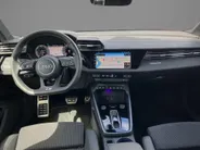 Audi A3 Sportback 40 TFSIe/204PK S Line · Camera  · Navigatie · Leder/stof · Garantie t/m 06-03-2029 of 80000km.