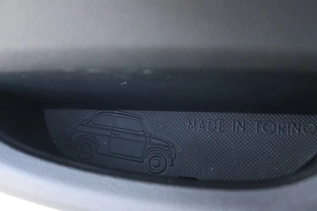 Fiat 500e La Prima by Bocelli 42 kWh | JBL | Winter | Pano | 17′