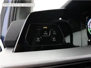 Volkswagen Golf Life Edition 1.5 eHybrid 204 PK 6 versn. DSG · Draadloze telefoonlader · Achteruitrijcamera · Privatelease Van 594,- voor  472,- obv 24 maanden! · Prijs is inclusief inruilpremie · MEGA SALE