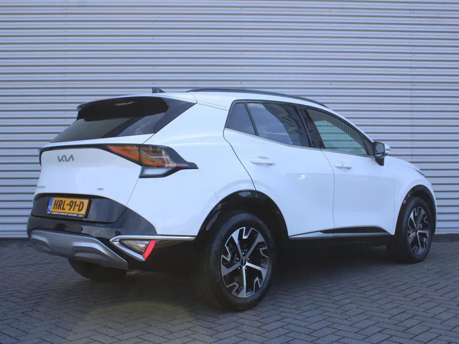 Kia Sportage 1.6 T-GDi Hybrid DynamicPlusLine | Stuur-/stoelverwarming | Elek. stoelverstelling + achterklep | Schuifdak | 18' LM | Matrix LED | Cruise adapt. | Camera |