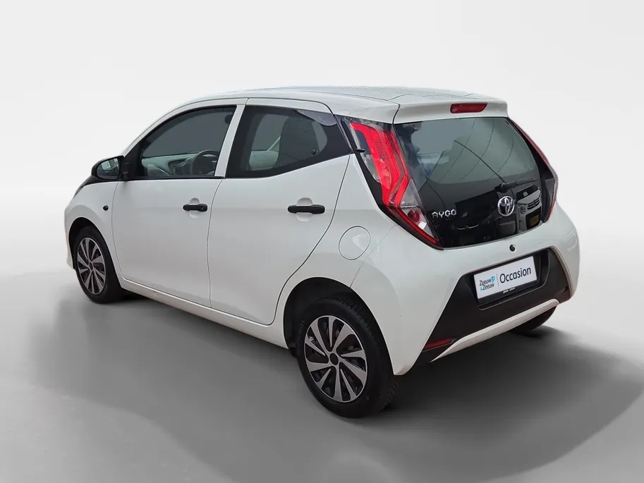 Toyota Aygo 1.0 VVT-i x-fun | Airco | Cruise Control | 12 Maanden BOVAG Garantie |