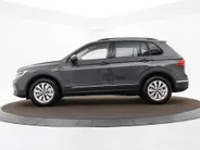 Volkswagen Tiguan 1.4 TSI eHybrid 245pk DSG Life Business · Camera · Inklap. Trekhaak · Dodehoeksensor · ACC · Keyless · Elek. Achterklep · Apple/Android Car Play ·