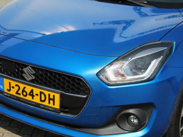 Suzuki Swift 1.2 Stijl Smart Hybrid | Navi | Cruise | Clima | Camera | Lm-Velgen
