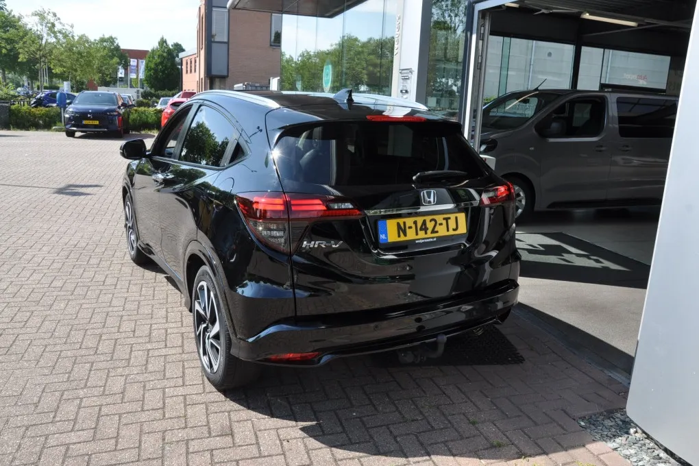Honda HR-V 1.5 i-VTEC Executive Panorama Trekhaak