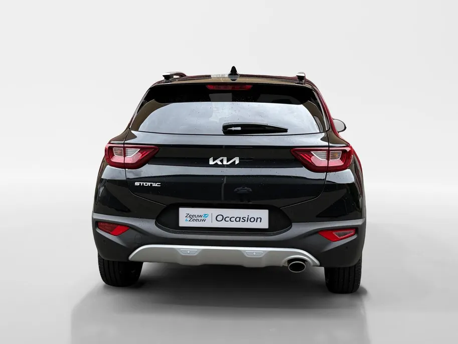 Kia Stonic 1.0 T-GDi MHEV DynamicPlusLine Automaat |  Navi | Apple Carplay/Android Auto | Metallic lak | Stoel & stuurverwarming | Fabrieksgarantie t/m 11-8-2032 + 3x 1 jaar* | NAP